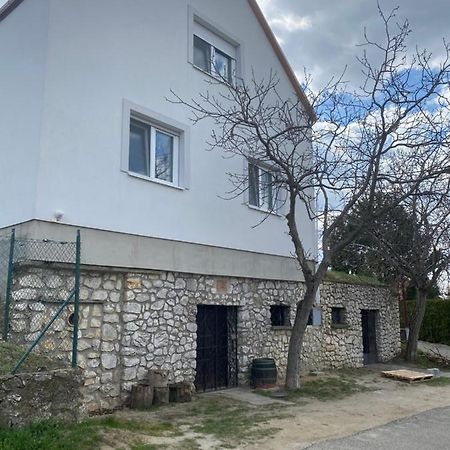 Ubytovani Pod Mezu Hlohovec Luaran gambar