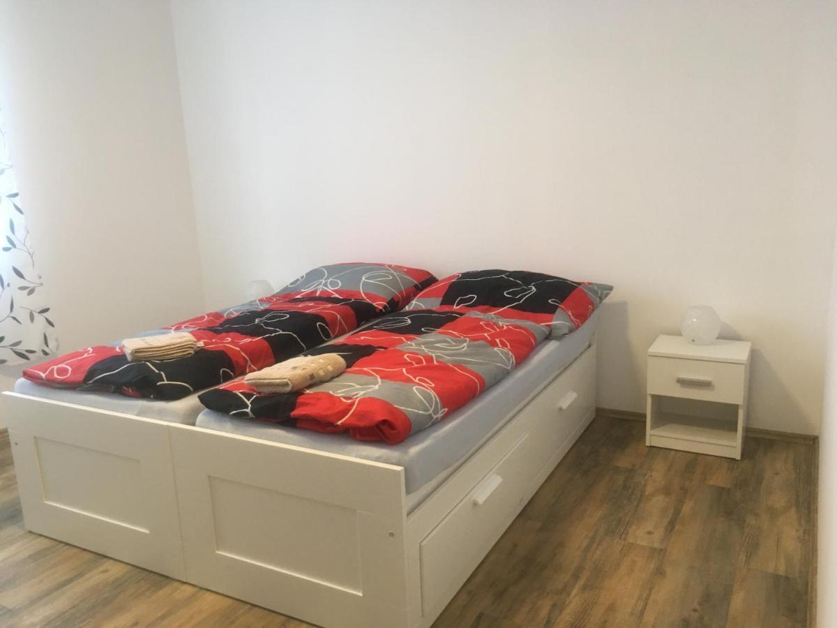 Ubytovani Pod Mezu Hlohovec Luaran gambar